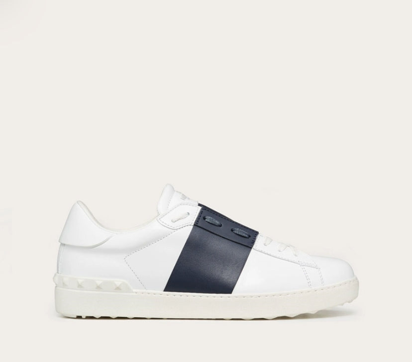 Sko med farge stripe